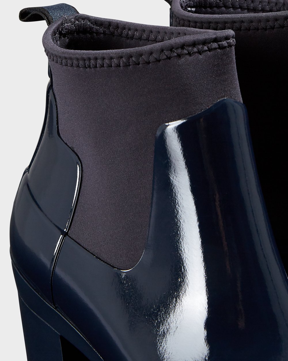 Womens Heeled Boots - Hunter Refined Slim Fit Gloss Mid (90OJFEWMB) - Navy